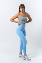 Učitajte sliku u preglednik galerije, Boomy Scrunch helanke-Svetlo plava